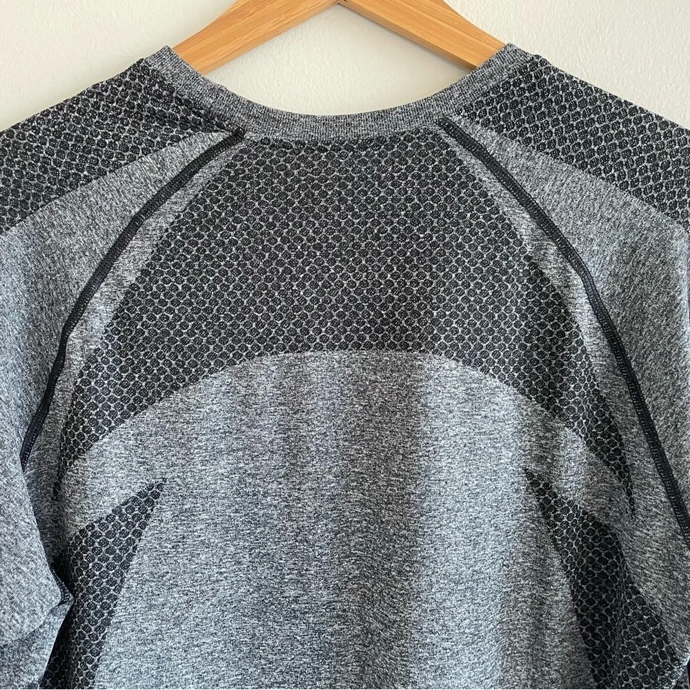 Puma Men's evoKNIT Short Sleeve Performance Tee Size XL Dark Gray